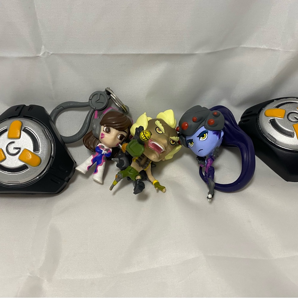 Overwatch Lot  - Cute But Deadly, Backpack Hanger, Stress Balls